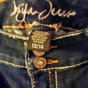Ariya Jeans